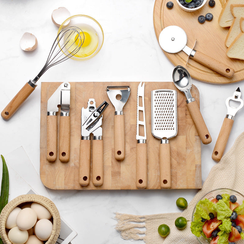 Wooden kitchen peeler set
