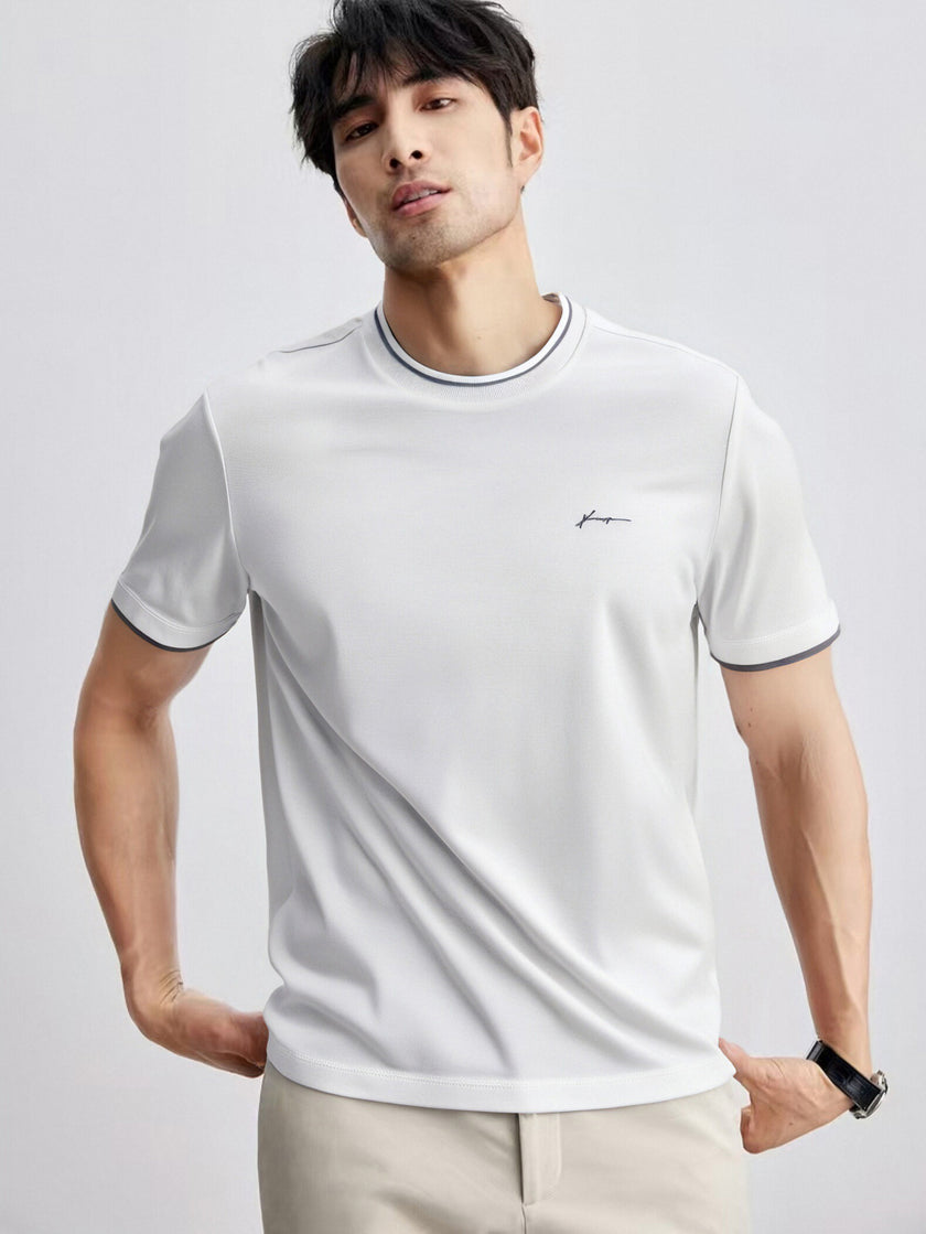 Color -blocked Round-neck T-shirt For Men With Personalized Artistic Signature Embroidery