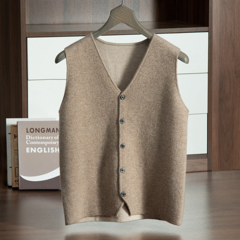 Men's V-neck knitwear